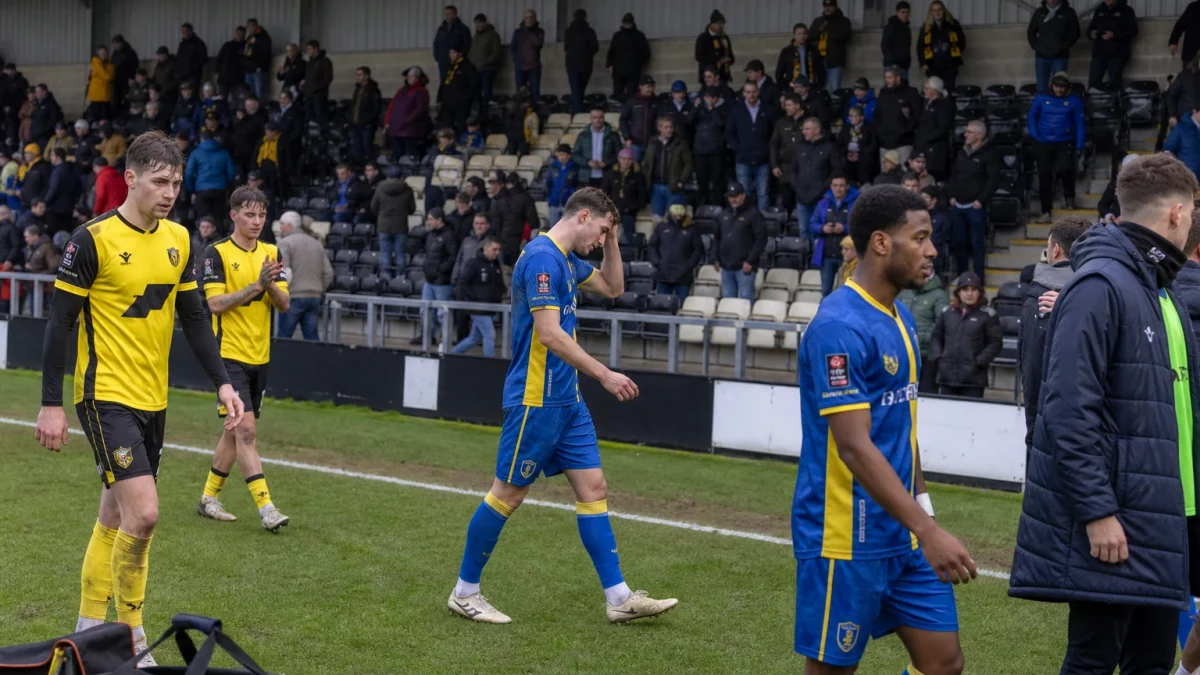 Burton Albion kaatoi AFC Wimbledonin maalein 4–1