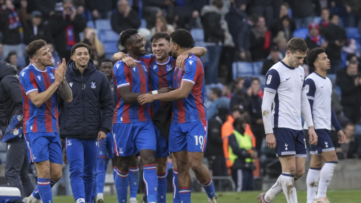 Tottenham takoi seitsemän maalia Crystal Palacen verkkoon