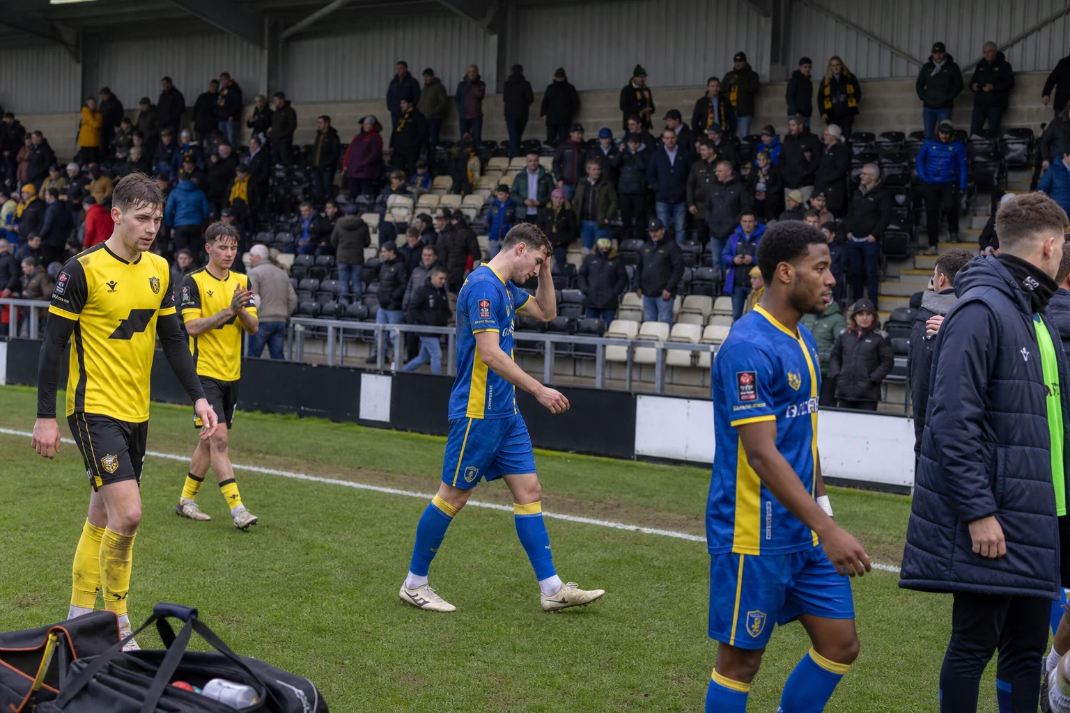 Burton Albion kaatoi AFC Wimbledonin maalein 4–1
